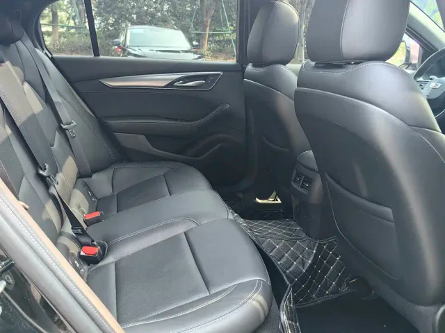 Cadillac CT5 — Фото автомобиля 7