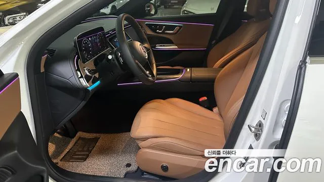 Mercedes-Benz E-Class — Фото автомобиля 10