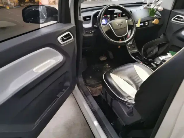 Wuling Hongguang Mini EV — Фото автомобиля 15