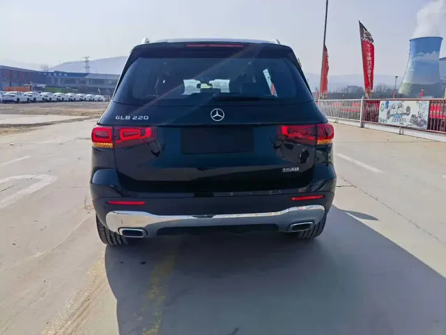 Mercedes-Benz GLB-Class — Фото автомобиля 6
