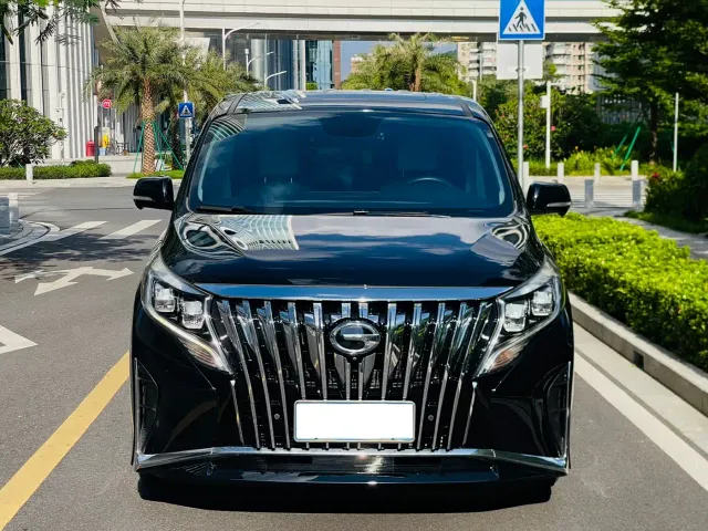 GAC Trumpchi Trumpchi M8 2023 Master Series 390T Prestige Edition — Фото автомобиля 2