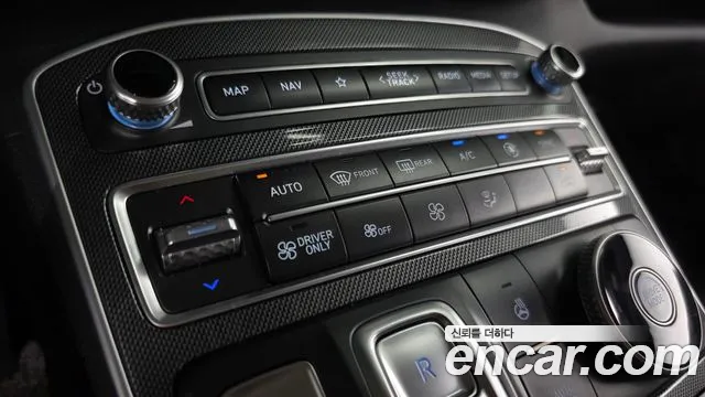Hyundai Santafe — Фото автомобиля 13
