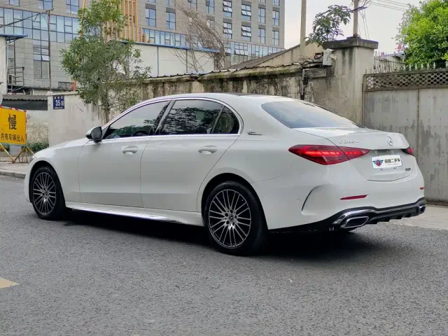 Mercedes-Benz C-Class — Фото автомобиля 4