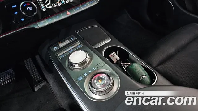 Genesis GV70 Electrified GV70 — Фото автомобиля 9