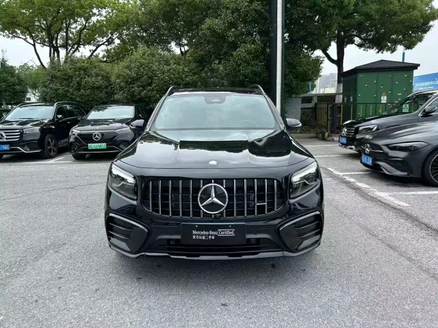Mercedes-Benz GLB AMG — Фото автомобиля 2