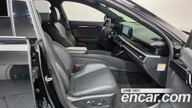 Hyundai Grandeur GN7 — Фото автомобиля 16