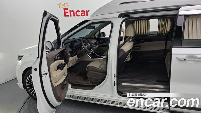 Kia Canival Carnival 4 поколение Дизель 9 мест Hi-Limousine — Фото автомобиля 10