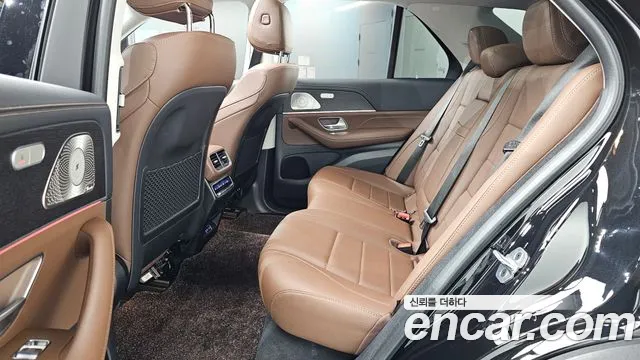 Mercedes-Benz GLE-Class — Фото автомобиля 18