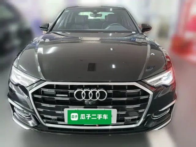 Audi A6L — Фото автомобиля 4