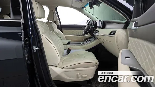 Hyundai Palisade Palisade Дизель 2.2 4WD — Фото автомобиля 25