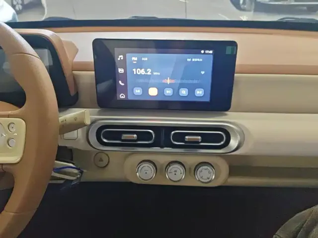 Wuling Hongguang Mini EV — Фото автомобиля 13