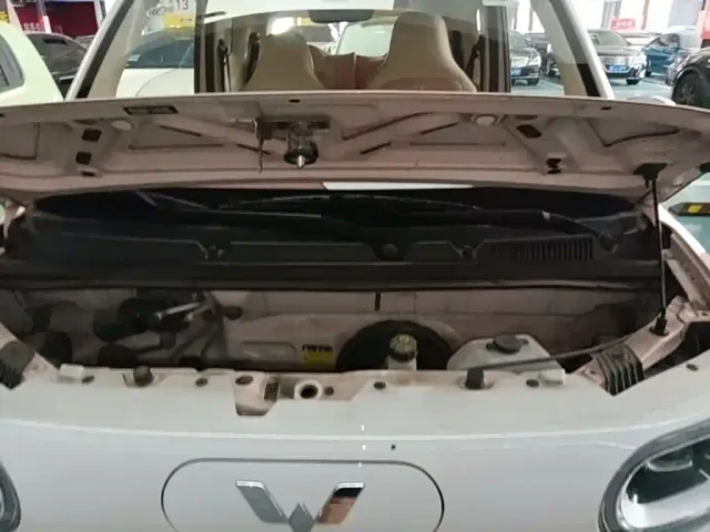 Wuling Hongguang Mini EV — Фото автомобиля 15