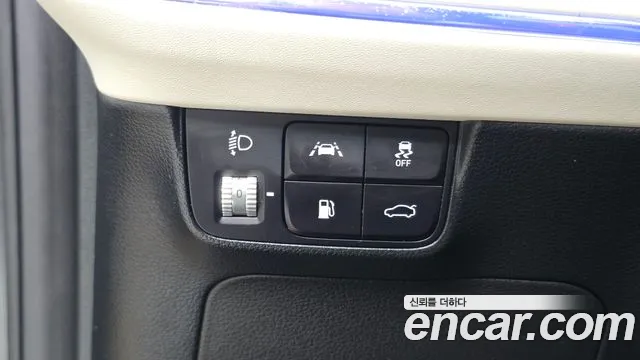 Hyundai Grandeur Grandeur (New) — Фото автомобиля 12