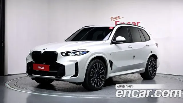 Фотография автомобиля — BMW X5 G05