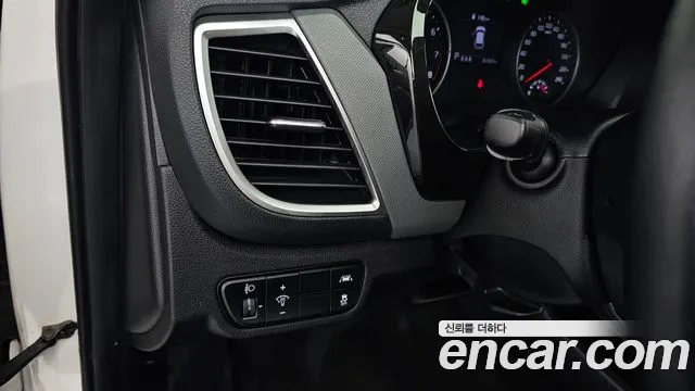 Kia Seltos — Фото автомобиля 23