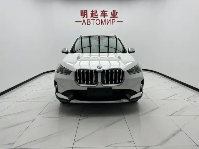 BMW X1 — Фото автомобиля 2