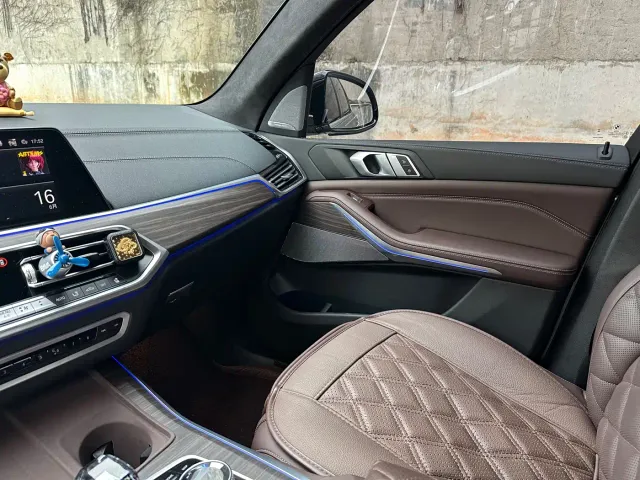 BMW X5 — Фото автомобиля 8