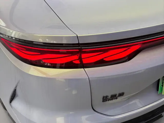 BYD Han L 2025 DM-i 200KM LiDAR Flagship — Фото автомобиля 10