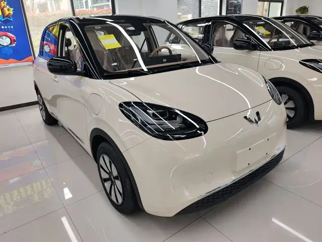 Wuling Bingo — Фото автомобиля 21