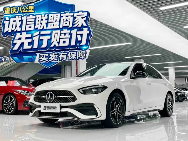 Фотография автомобиля — Mercedes-Benz C-Class