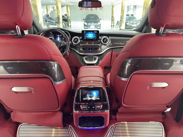 Mercedes-Benz V-Class — Фото автомобиля 14