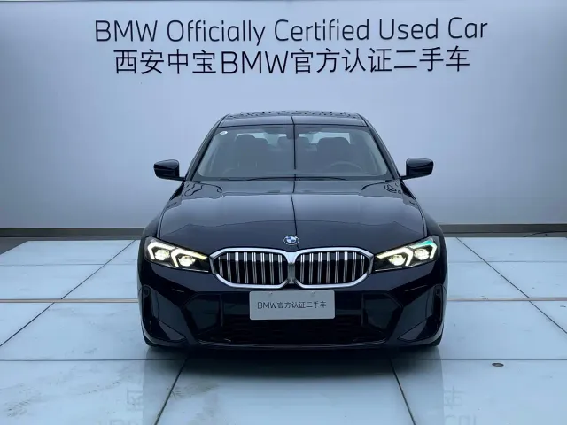 BMW 3 Series — Фото автомобиля 2