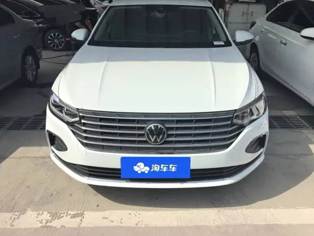 Volkswagen Lavida — Фото автомобиля 2