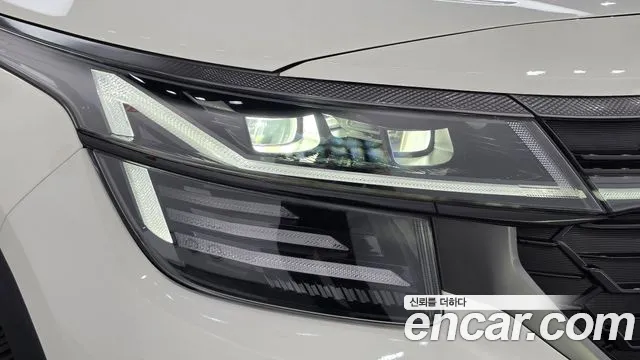 Kia Seltos — Фото автомобиля 7