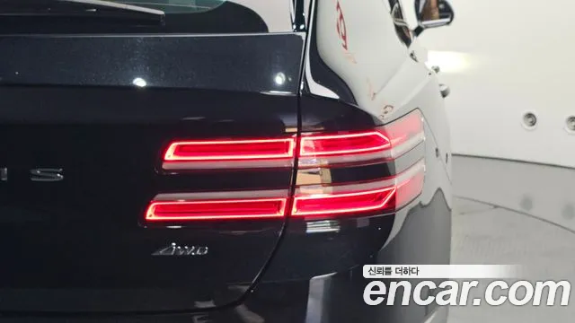 Genesis GV80 2.5T Бензин AWD — Фото автомобиля 16