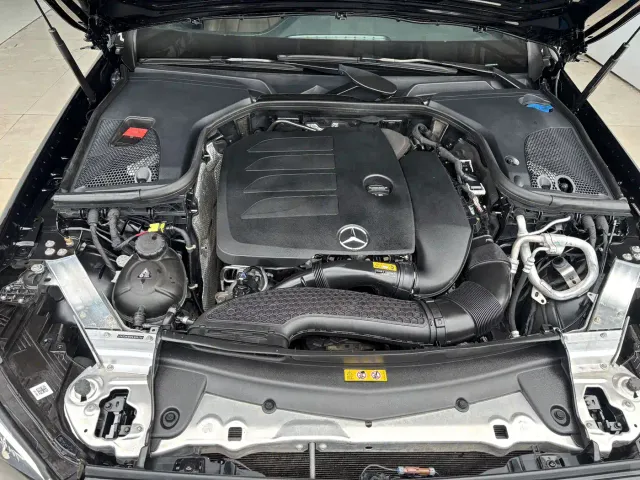 Mercedes-Benz E-Class — Фото автомобиля 30