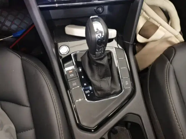 Volkswagen Tharu — Фото автомобиля 13