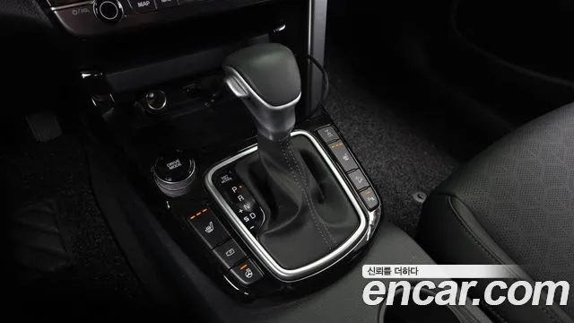 Kia Seltos New — Фото автомобиля 12