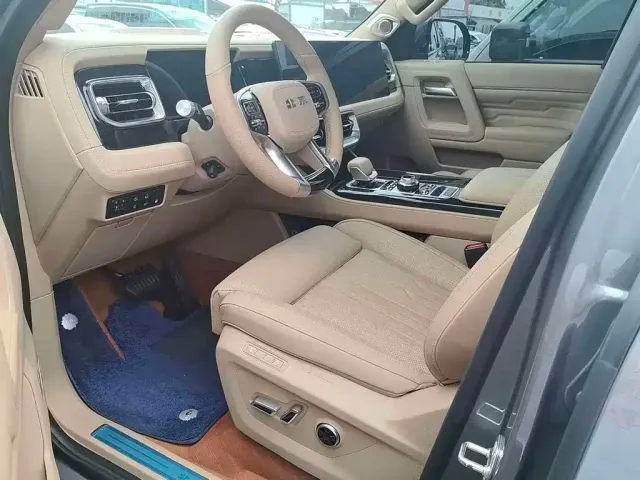 BAIC BJ60 Thunder — Фото автомобиля 4