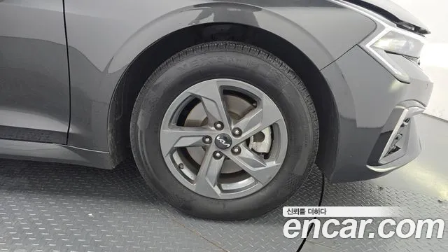 Kia K5 Новый K5 3 поколение 2.0 LPi(Для проката) — Фото автомобиля 29
