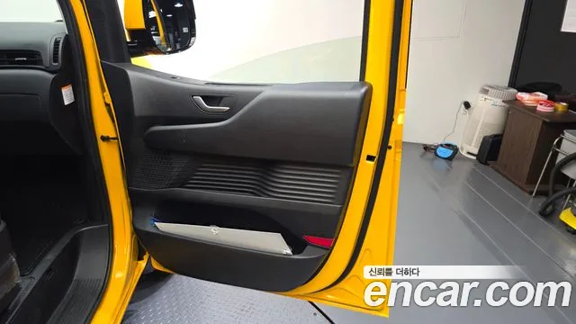 Hyundai Staria — Фото автомобиля 13