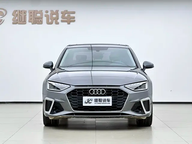 Audi A4L — Фото автомобиля 2