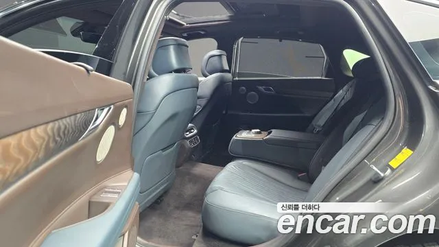 Genesis G80 Бензин 3.5 турбо AWD — Фото автомобиля 12
