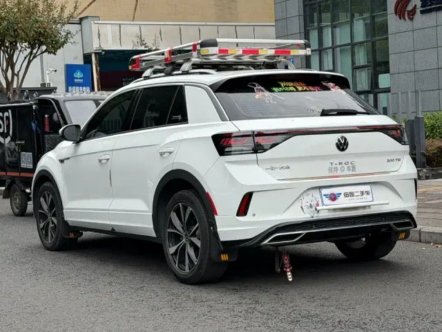 Volkswagen T-Roc — Фото автомобиля 4