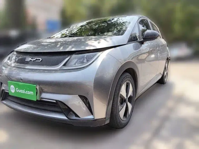 Фотография автомобиля — BYD Dolphin