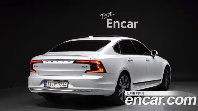 Вольво S90 — Фото автомобиля 2