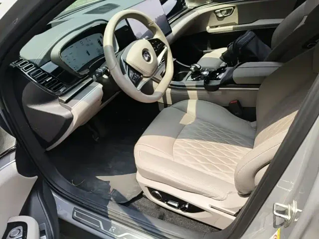 BYD Han — Фото автомобиля 14
