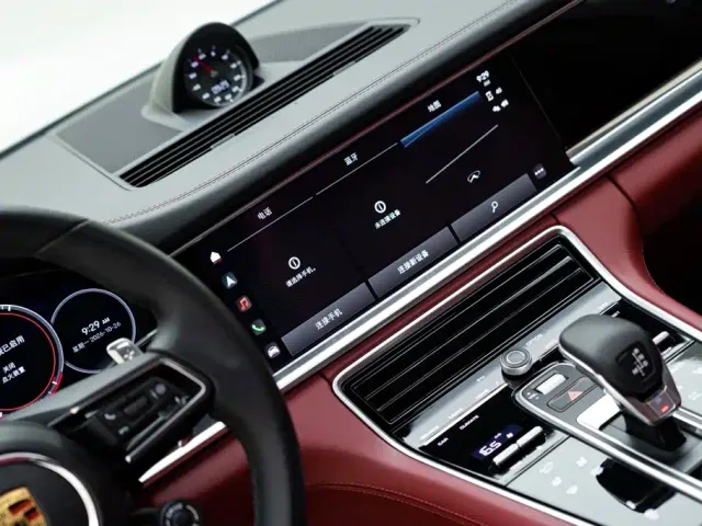 Porsche Panamera — Фото автомобиля 16