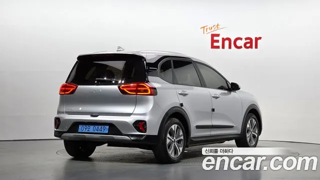 Kia Niro — Фото автомобиля 2