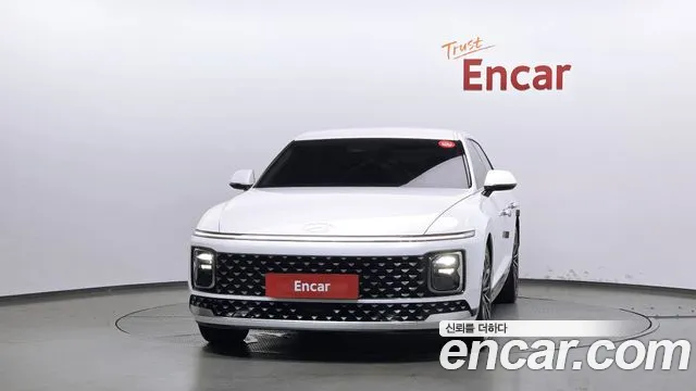Hyundai Grandeur Grandeur (GN7) 2.5 Бензин 2WD — Фото автомобиля 3