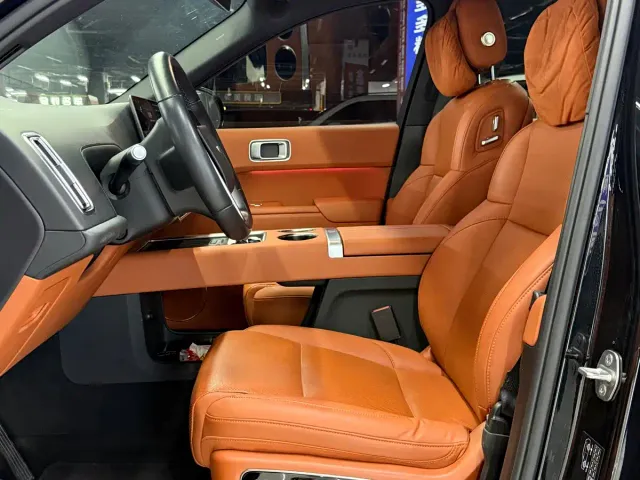 Li Auto L9 — Фото автомобиля 4