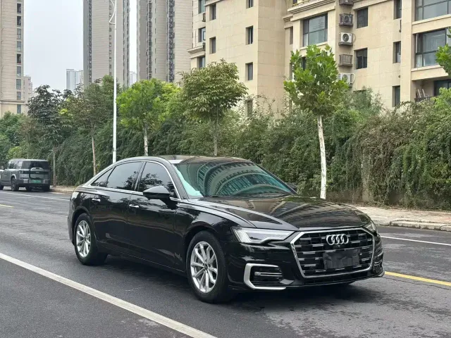 Audi A6L — Фото автомобиля 3