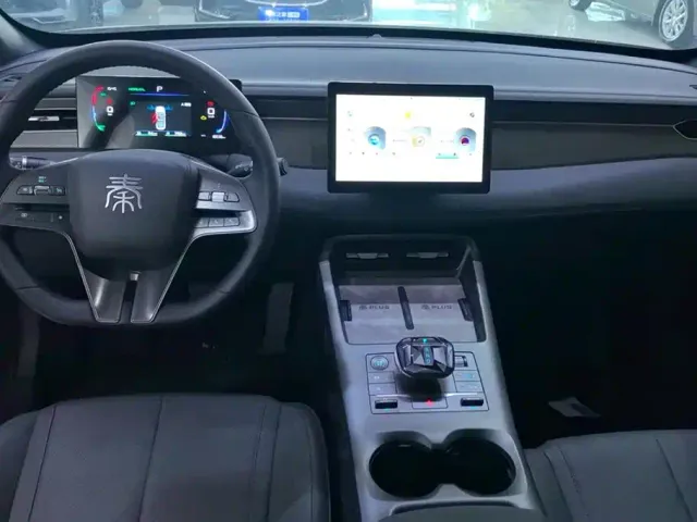 BYD Qin PLUS — Фото автомобиля 12