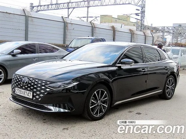 Hyundai Grandeur Новый Grandeur IG — Фото автомобиля 2