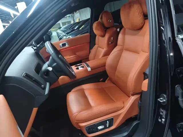 Li Auto L7 — Фото автомобиля 14