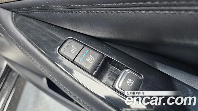 Kia K8 2.5 Бензин 2WD — Фото автомобиля 28